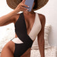 Color blocked bikini
